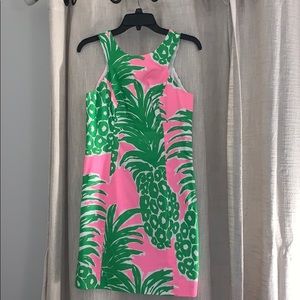 NWOT Lilly Pulitzer Classic Pineapple Print Dress
